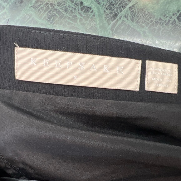 Keepsake black midi crepe dress with gold necklace - Picture 6 of 8